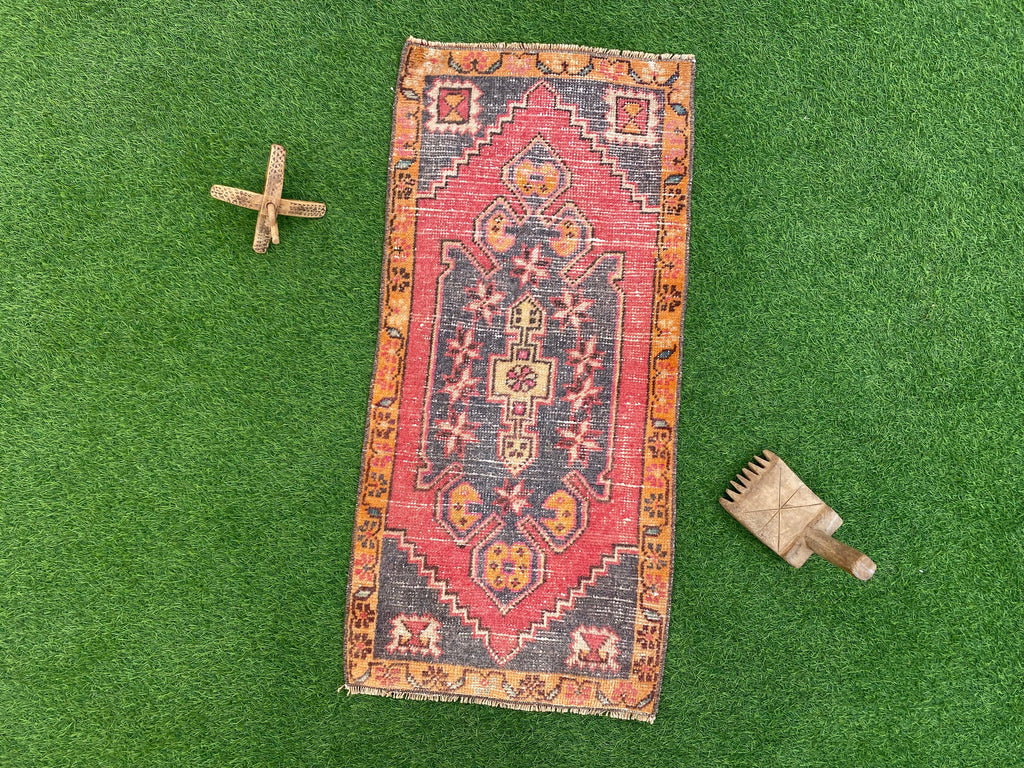 Small Rug 2x3 Feet, 18x40 Inch, Oushak Rug, Vintage Rug, Turkish Rug, Small  Anatolian Rug, Handmade Rug, 46x103 Cm,6689 